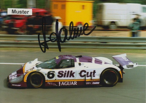 Autograph photo 13x18 cm - on,
