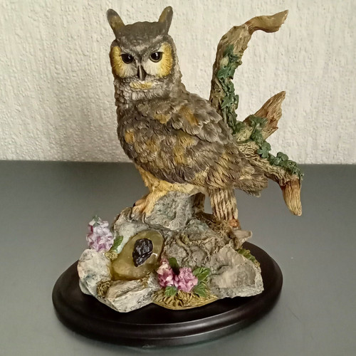 Country artists great horned - artists,