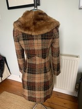 Woman’s Lovely Antoni &