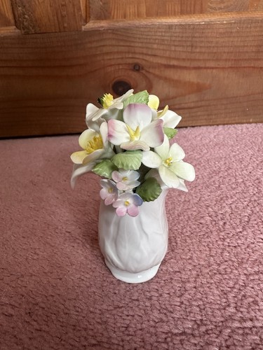 Royal doulton bone china - doulton,