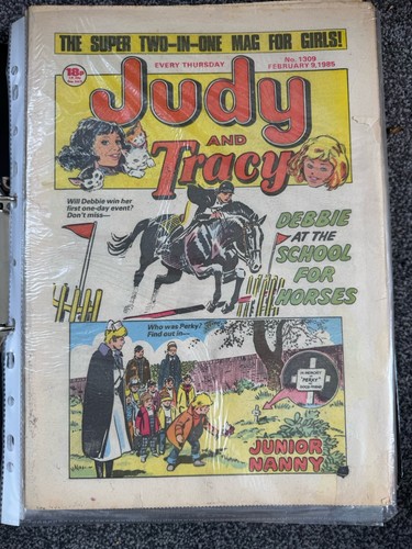 Vintage set comics judy - of, 25
