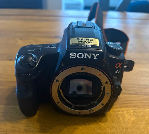 Sony alpha slt - alpha, slt-a37