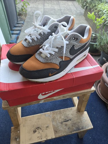 Nike air max - max, size?