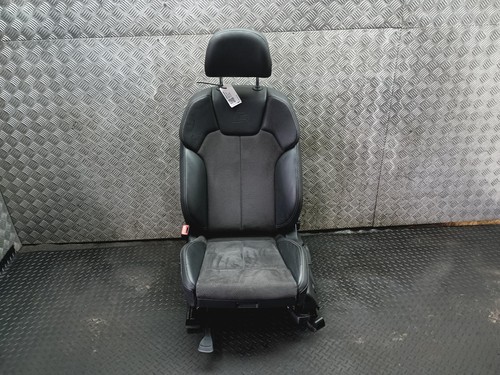 Audi seat front left half - front,
