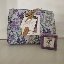 RHS Lavender Garden Gift Set Wash Bag & Arran Arromatics Lavender Soap Brand New