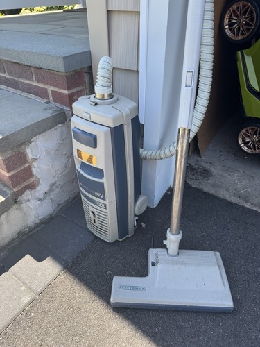 Vintage electrolux ambassador - electrolux,