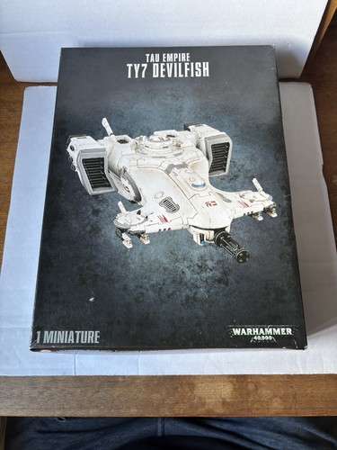 Warhammer 000 tau devilfish - tau,