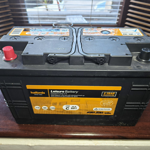 Halfords leisure battery - leisure,