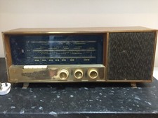 Ultra FM82 Vintage Radio