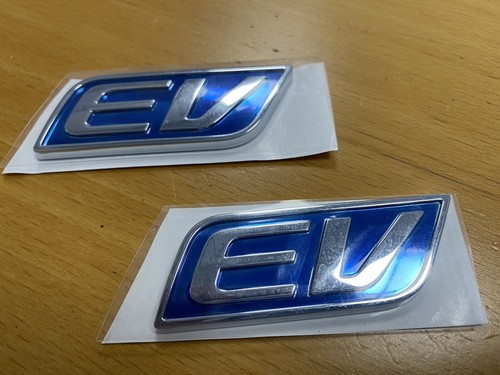 Pair genuine ev wing - mg,