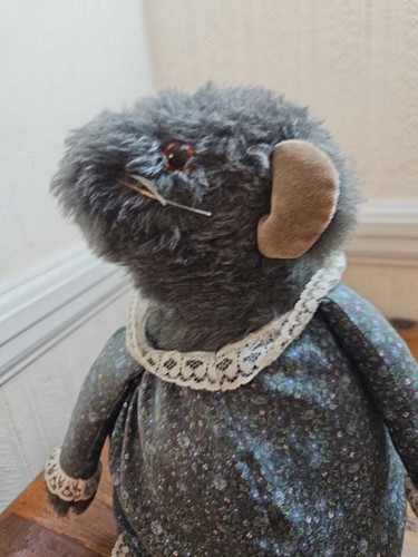 Wootton hill craft vintage - hill,