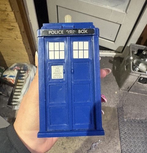 Doctor who tardis - doctor, police