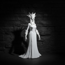 Ice Queen Sculpture –