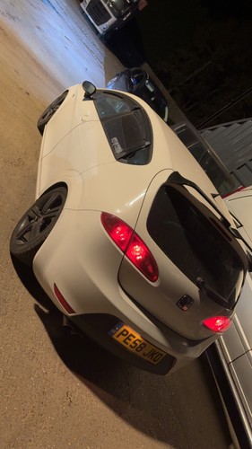 Seat leon tfsi turbo - leon,
