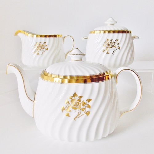 Beautiful minton gold rose - beautiful, tea