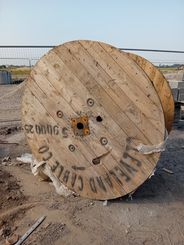 Cable drums 170 wide by - x, .170