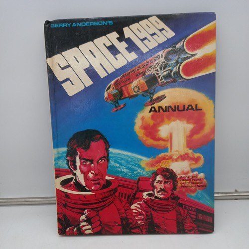 Space 1999 annual 1976 rare - 1999,