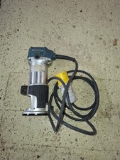 Makita, RT0700C, 1/4" Mini Plunge Router/Trimmer, 110v, 6 Speed.