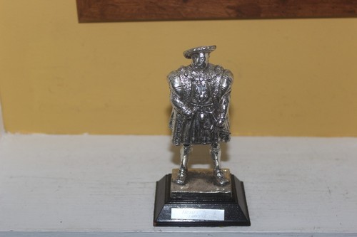 Royal hampshire henry v111 - royal,