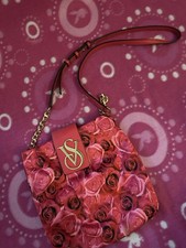 Vinatge Late 00s Victoria