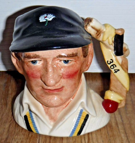 Royal doulton small - small, character