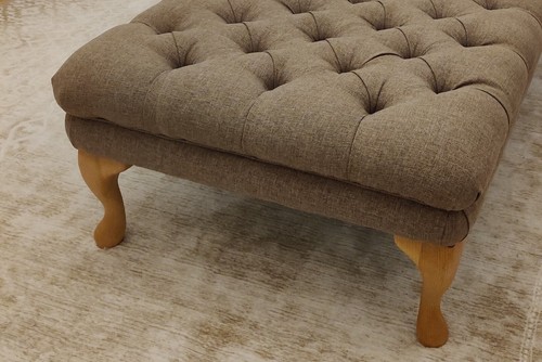 Square chesterfield buttoned - square,