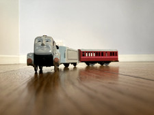 tomy trackmaster thomas the