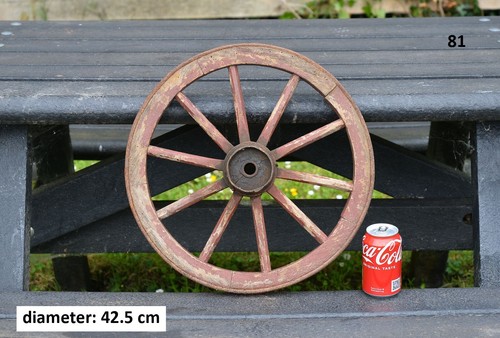 Vintage old wooden cart - , wagon