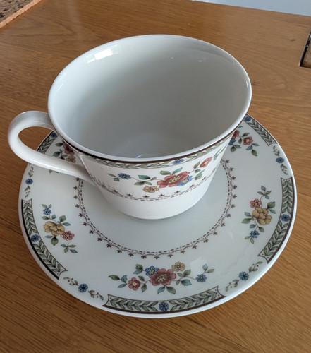 Royal doulton kingswood - doulton,