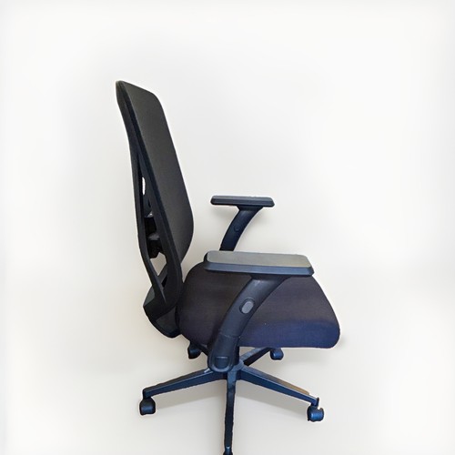 Black ergonomic mesh back - ergonomic,