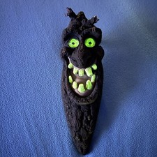 Sun Hill / Tree Face /