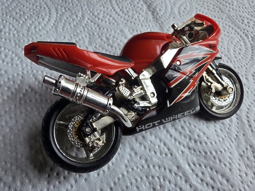 Hot wheels motorbike - hot,
