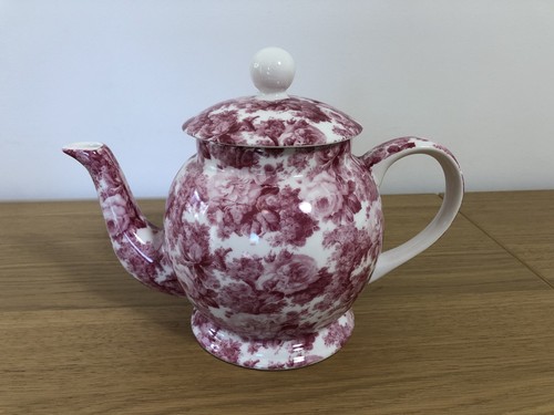 Vintage pink and white floral - pink,