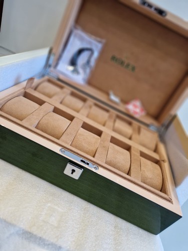 Luxury watch display case - case, –