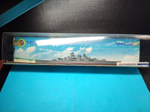 Tri ang minic fighting - minic, ships