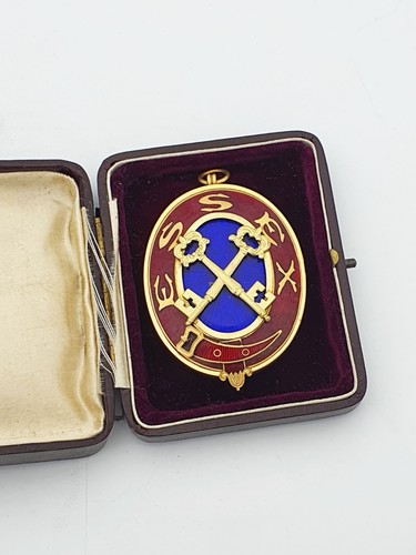Vintage masonic jewel - masonic,