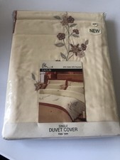 Vintage BHS Caitlin single Quilt Cover new 135x200cm feat embroidered flowers