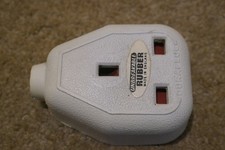 Vintage Duraplug 13A White