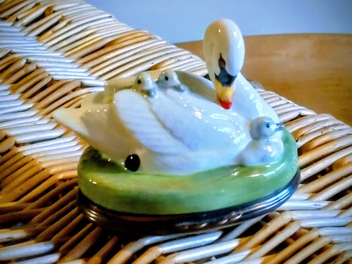 Halcyon days rare swan - rare, &