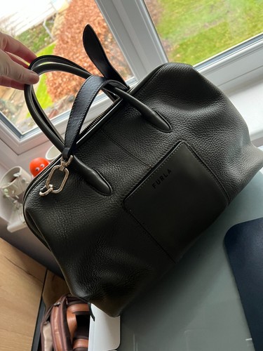 Barely used furla ninfa size - barely,