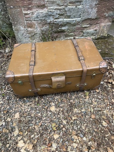Vintage wooden travel trunk - vintage,