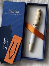 Laban 325 Fountain Pen in SNOW