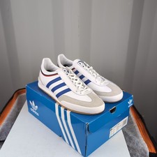 *RARE* UK 10 - adidas