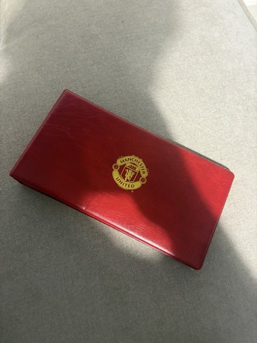 Manchester united signed - manchester,