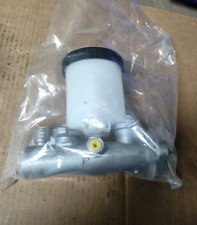 Brake Master Cylinder With Reservoir Fits Nissan Navara/Pickup D21/D22 2.5Diesel