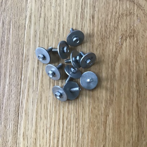 Ludwig nut box - 10, x