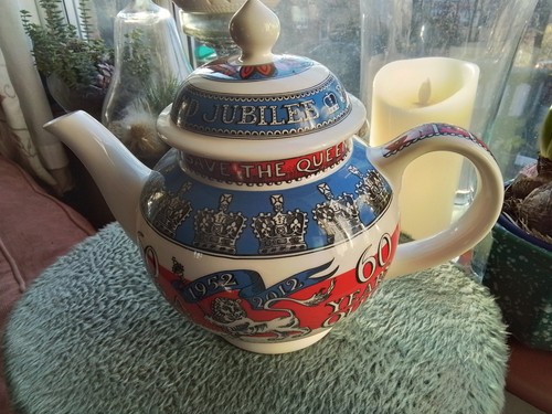 Emma bridgewater sixty years - emma,