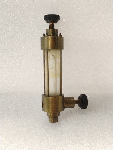 Brass displacement oiler - ,