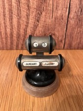 Perpetual Art Deco Calendar with Pink Marble Base Desk Calendar Vintage