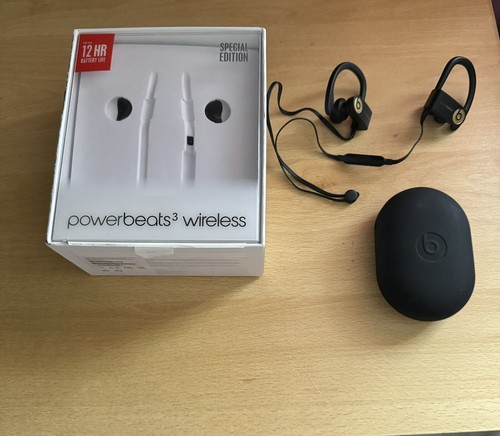 Beats dre powerbeats3 - by,